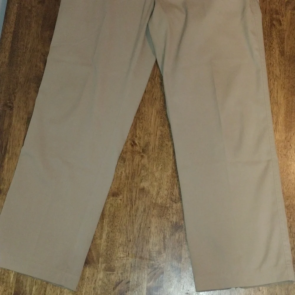 Nike Golf Pants Men 32x30 DriFit Lightweight  Poly Blend Stretch